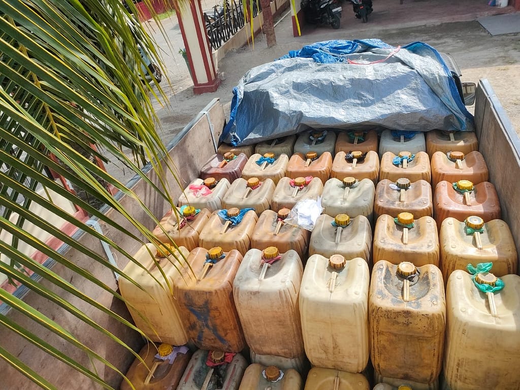 Barang bukti jerigen berisi BBM diduga ilegal saat diamankan di Weda. (Dok: Istimewa)