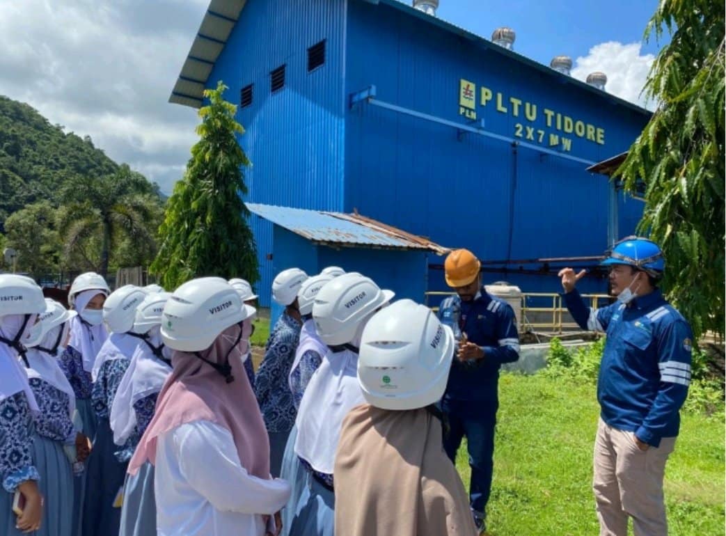 Menyambut Hardiknas, PT PLN NPS Unit PLTU Tidore Gelar Edukasi Wisata Kelistrikan