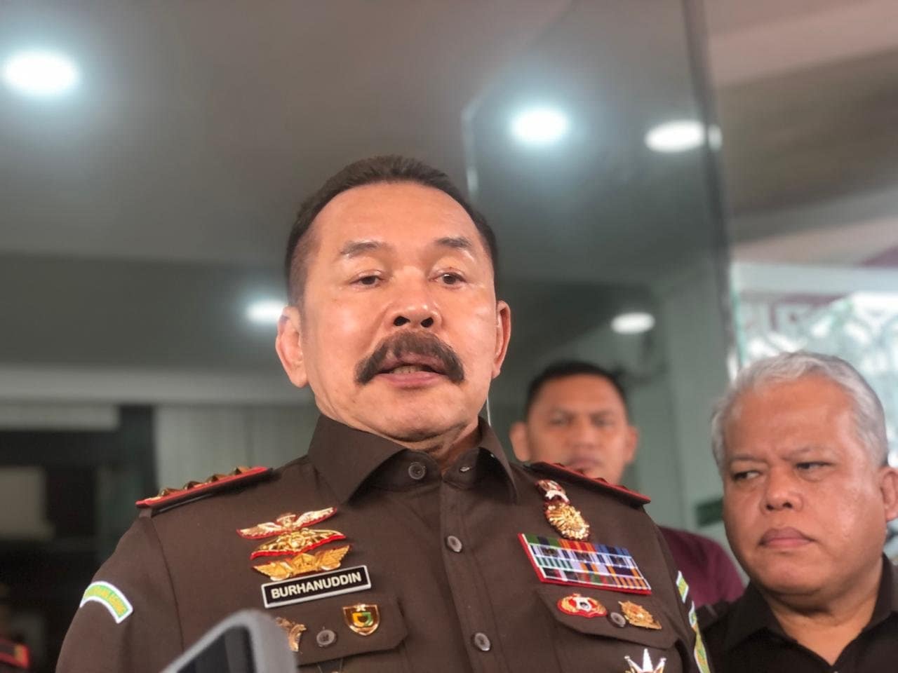 CB044E36-1C25-46B7-BAA2-97E0CF1C6615