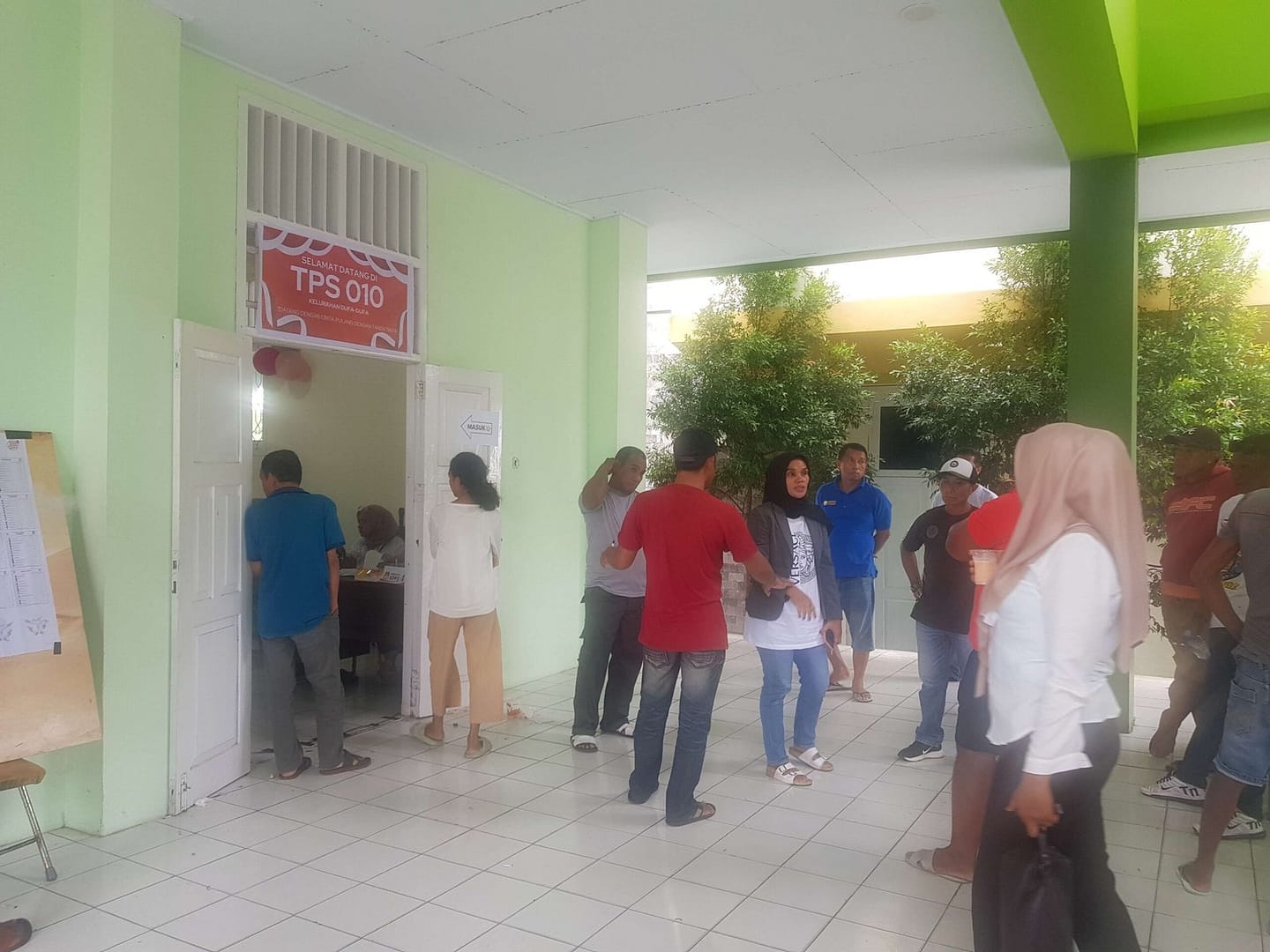 Bangunan Sekolah dan Kampus jadi TPS di Kelurahan Dufa-dufa