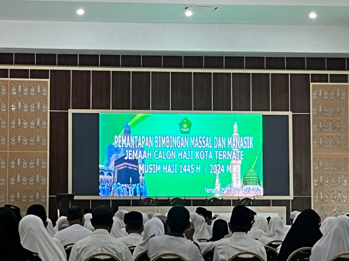 B876D1F1-D32D-467A-B8EE-F70D0BE740D0