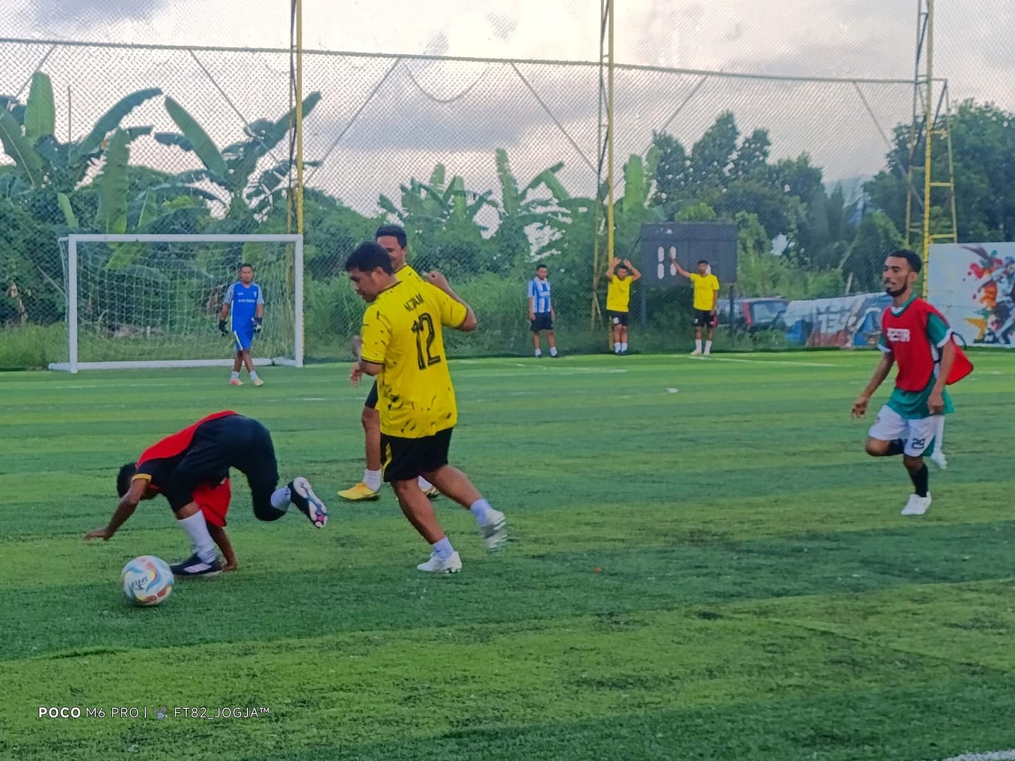 Jalin Silaturahmi, Bank Indonesia Maluku Utara bersama Awak Media Gelar Fun Game Mini Soccer