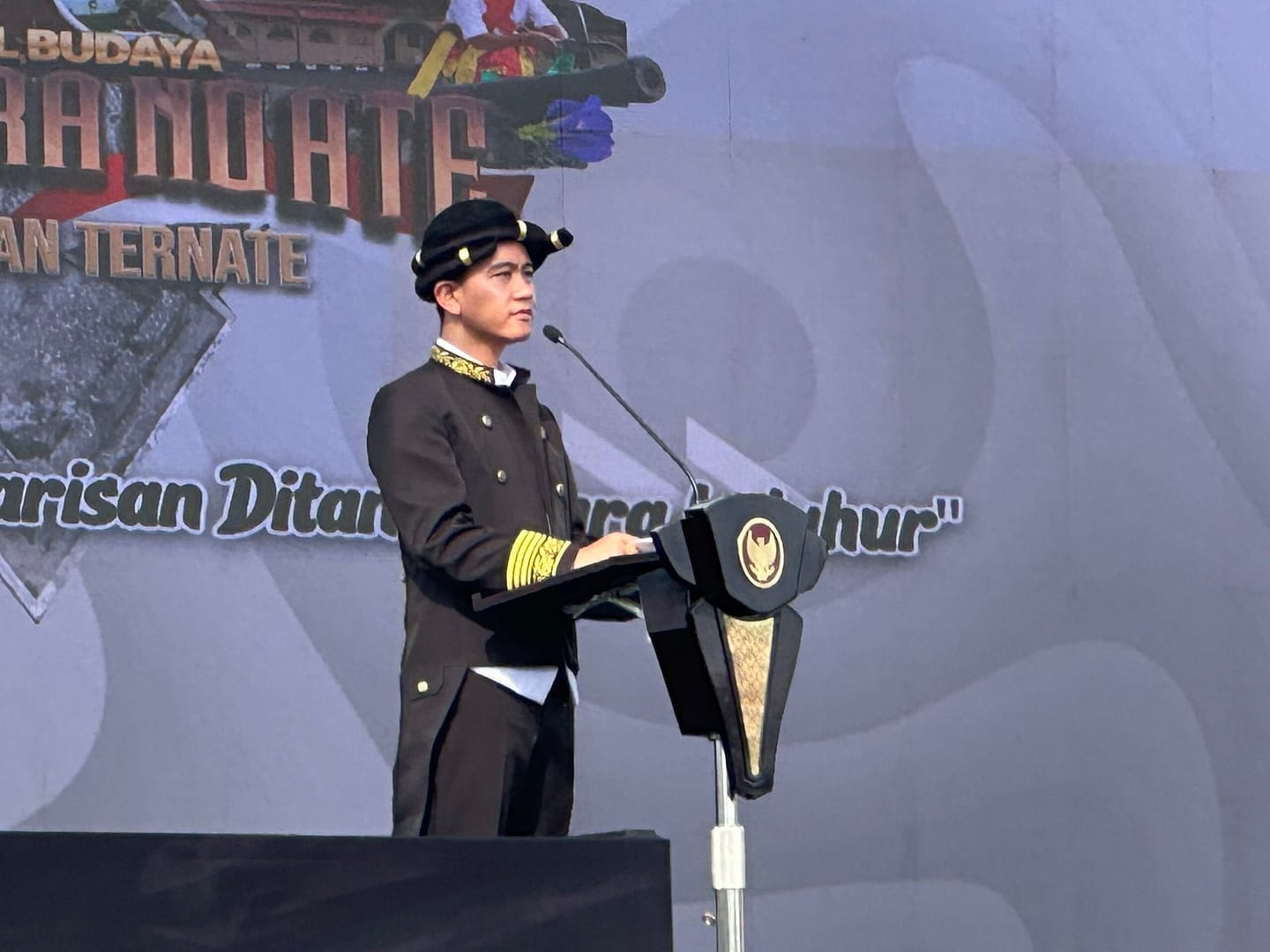 Wapres Gibran Dapat Gelar Kaicil Kastela Kesultanan Ternate