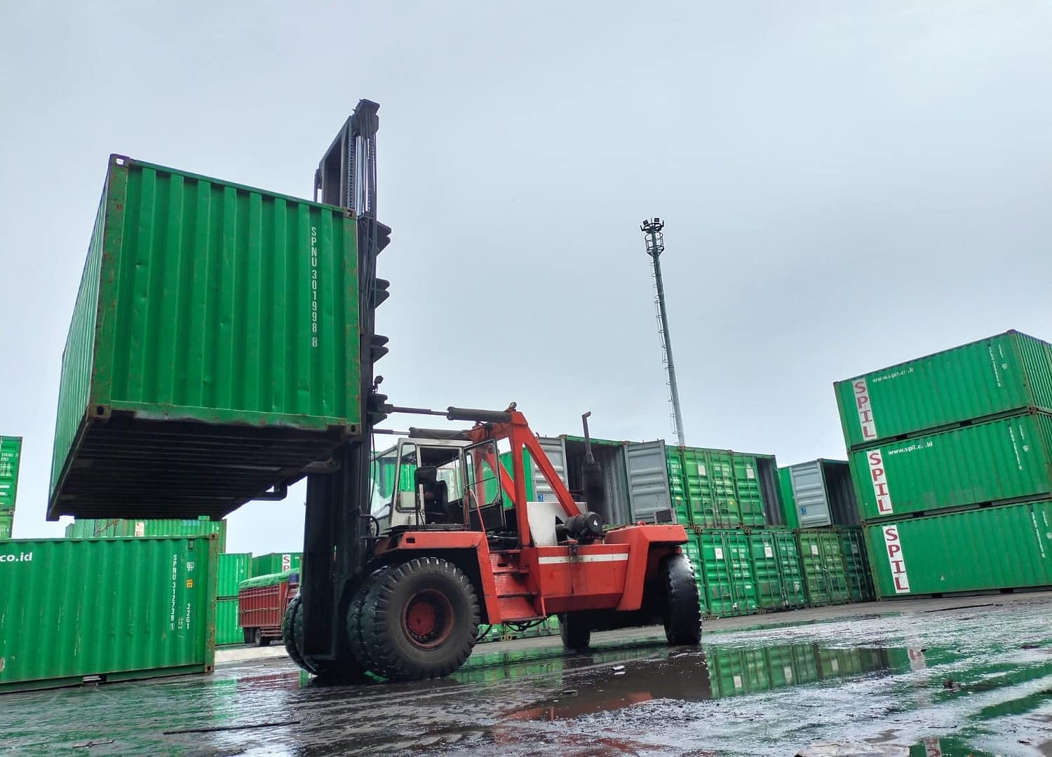 BPS Ungkap Kinerja Ekspor Bulanan Maluku Utara Turun 19,13 Persen