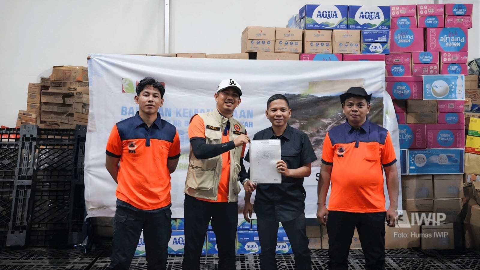 Tiga Provinsi Terdampak Banjir Dapat Bantuan PT. IWIP