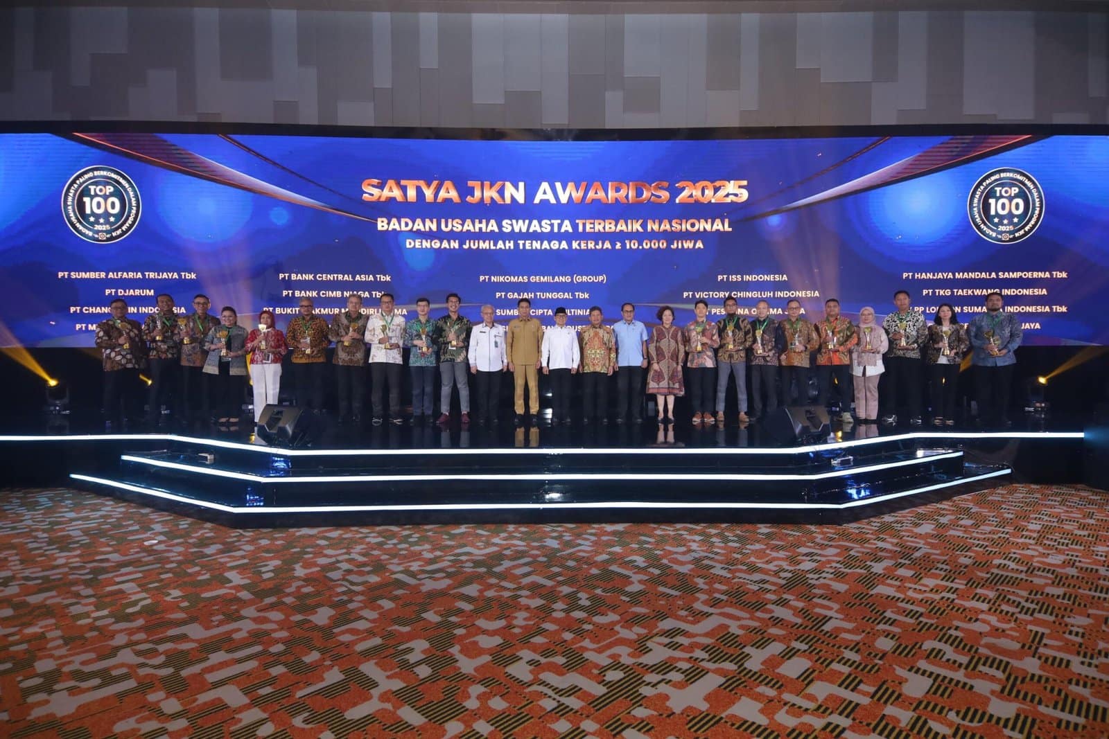 Pastikan Kesejahteraan Karyawan, IWIP Dapat Penghargaan JKN Award