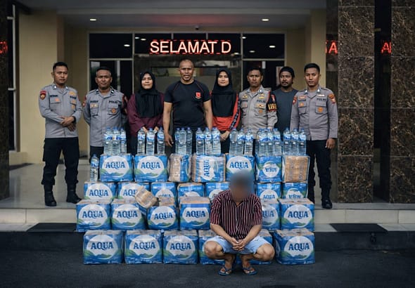 841E6689-57F5-490A-90F9-E64DE1BE1C92